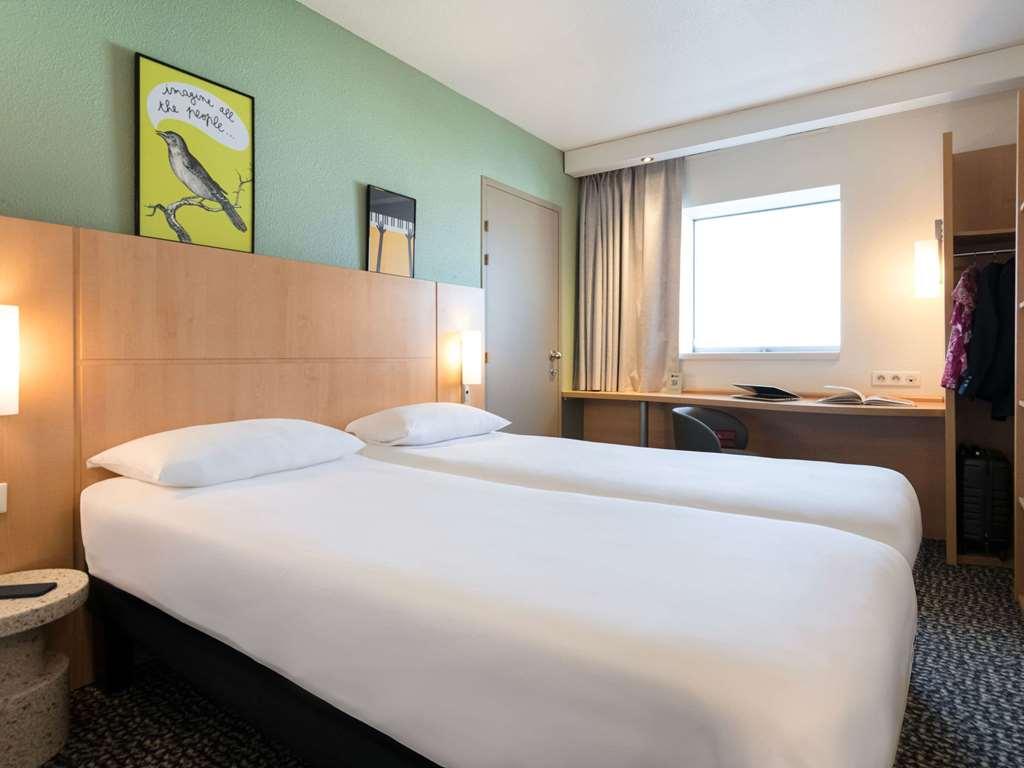 Hotel Ibis Rennes Centre Gare Sud Room photo