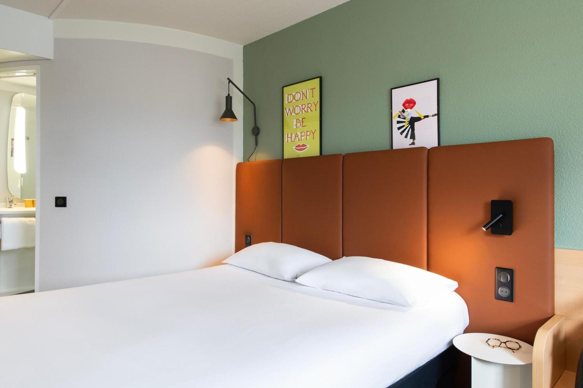 Hotel Ibis Rennes Centre Gare Sud Exterior photo